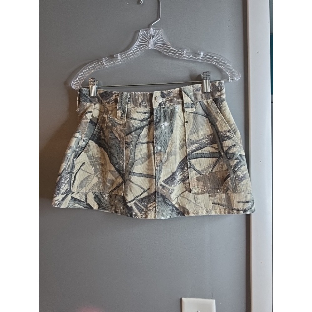 Refrain Los Angeles Real Tree Camo Mini Skirt Utility Pockets Green Brown 3/26